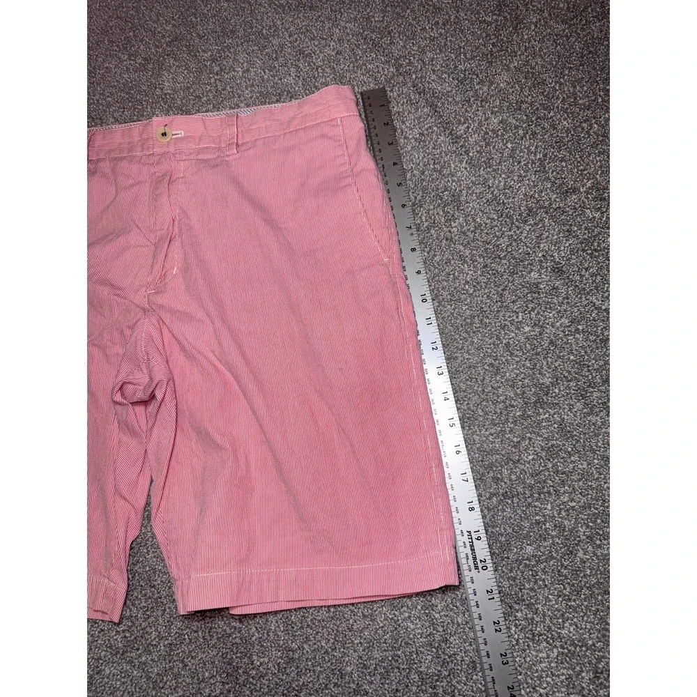 Banana‎ Republic Men's Pink and White Striped Chino Shorts Size 35